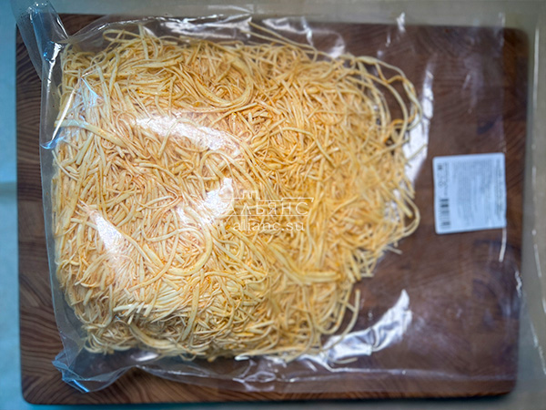 Сырный продукт ФЕРМЕРСКИЙ паутинка с паприкой в Сыктывкаре