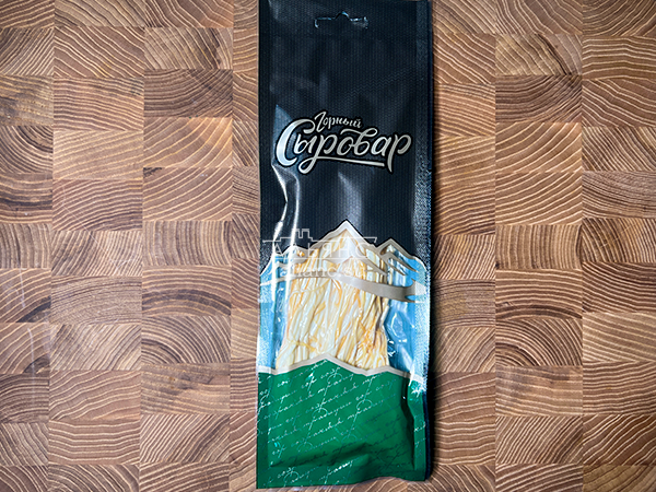 Сыр 60 гр ГОРНЫЙ СЫРОВАР (Паутинка копчёная) в Сыктывкаре