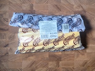 Сыр к пиву: Сыр 1 кг ГОРНЫЙ СЫРОВАР (Балыковый копчёный)