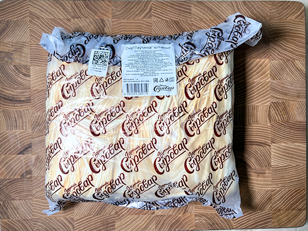 Сыр 1 кг ГОРНЫЙ СЫРОВАР (Паутинка копчёная) в Сыктывкаре